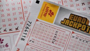 Perkembangan Togel Online Di Era Teknologi :  Cara Bermain Permainan Togel Online